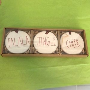 FALALA, JINGLE and CHEER Ornament set